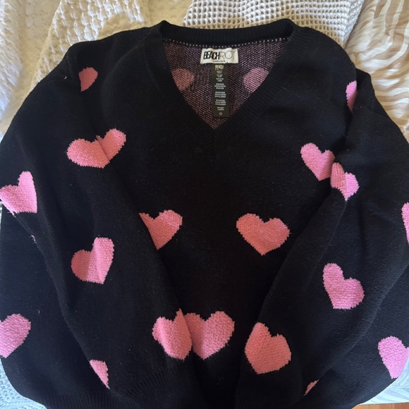 Beach Riot hearts sweater not new - Picture 4 of 5